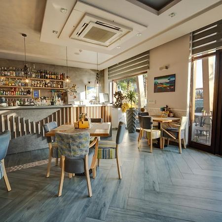 Cristiani Hotel Sozopol Buitenkant foto
